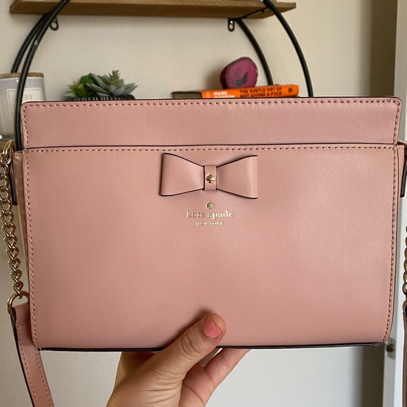 kate spade Handbags - Kate Spade Crossbody Pink Bow Purse - NWOT